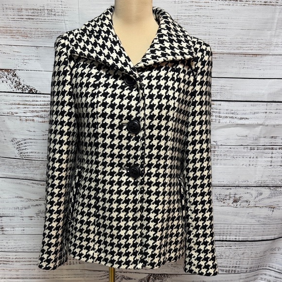giacca Jackets & Blazers - Black and White Houndstooth Women's Coat